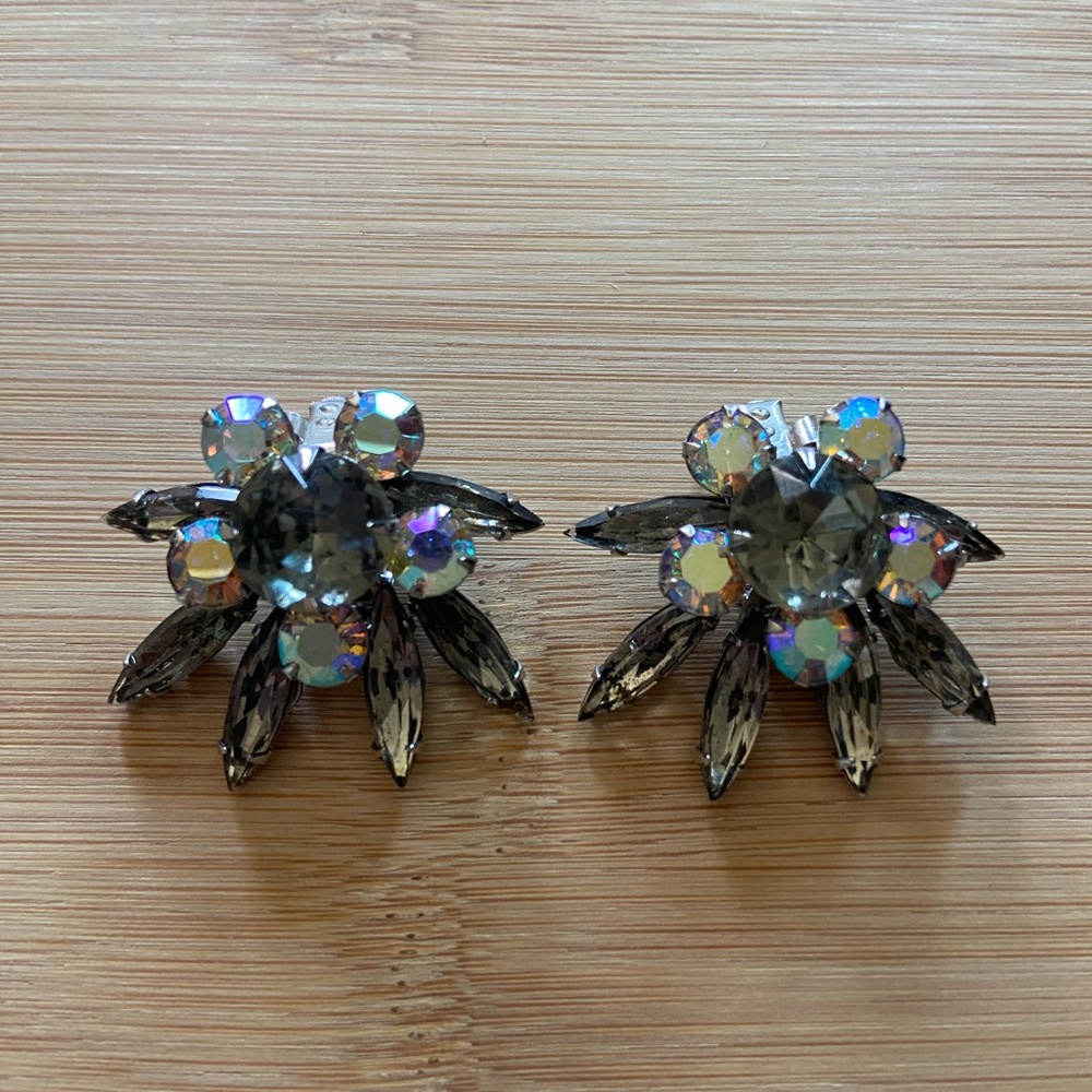 Smoky dark grey crystal rhinestone clip on earrings purse clip brooch set